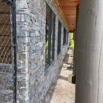 tahoe-stone-masonry-wall-7 tahoe-stone-masonry-wall-7